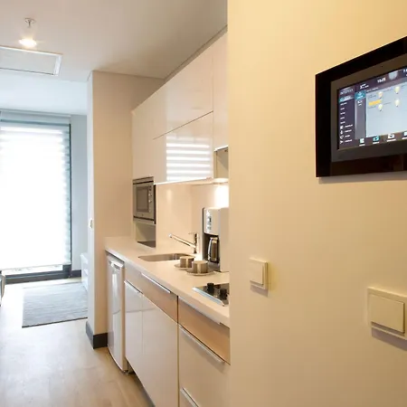 Apartment Platform Merter *